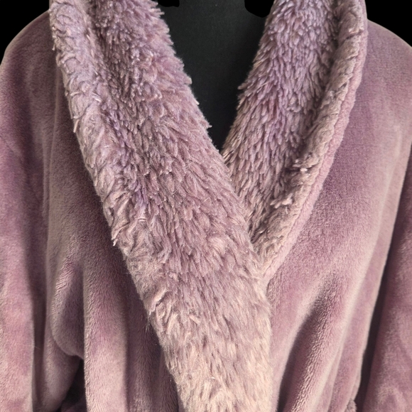 Carole Hochman Mauve Plush Robe Size L - Picture 2 of 7
